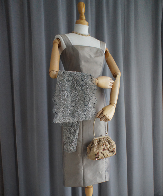 レースのボレロ付ワンピースドレス