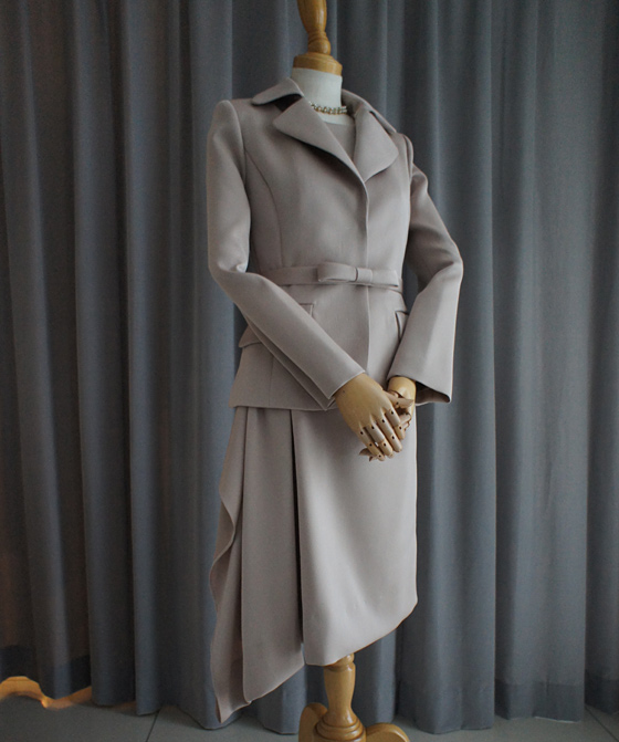 同素材テーラードジャケット