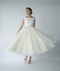 フレンチくるぶし丈ドレス