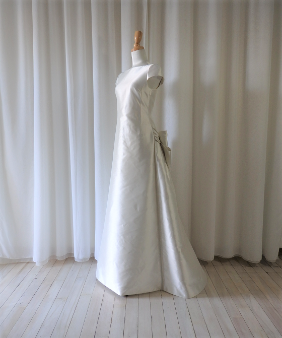 Iラインキャプスリーブストレートドレス