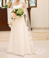 ホルダーネックAラインドレス