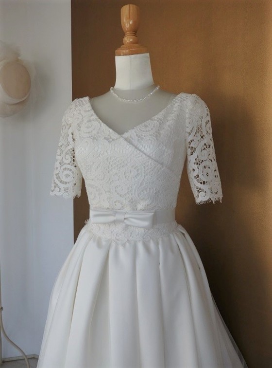 うずまきレースのカシュクールドレス